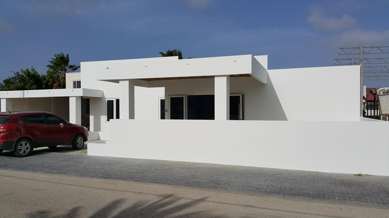 Buddha Studios Aruba Palm Beach Exterior foto